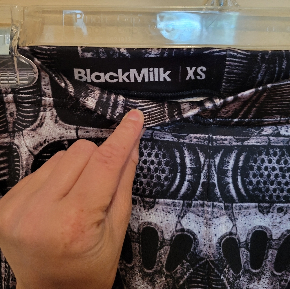 Blackmilk next world machine leggings - Picture 13 of 14